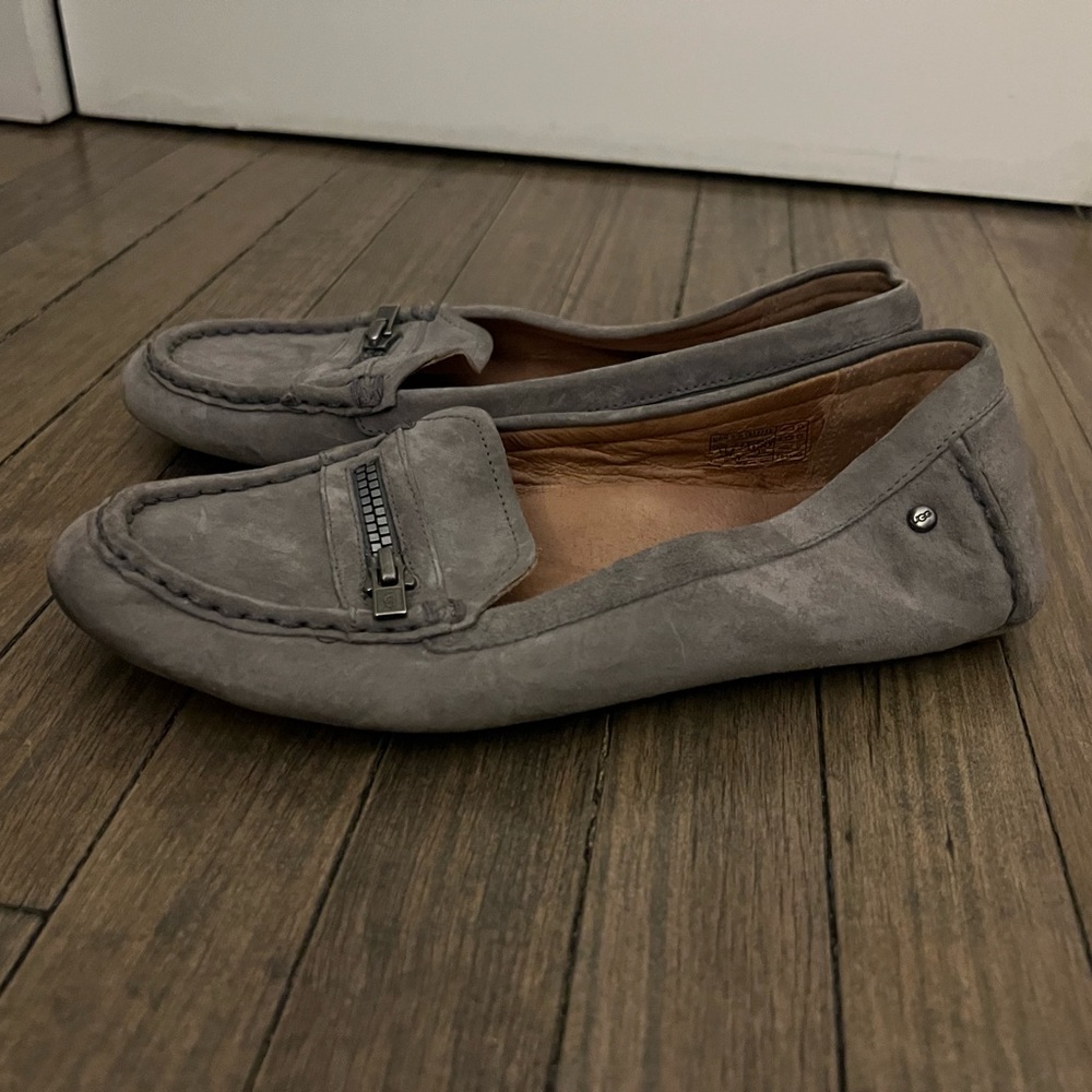 UGG Suede Loafer with Zipper Detail!